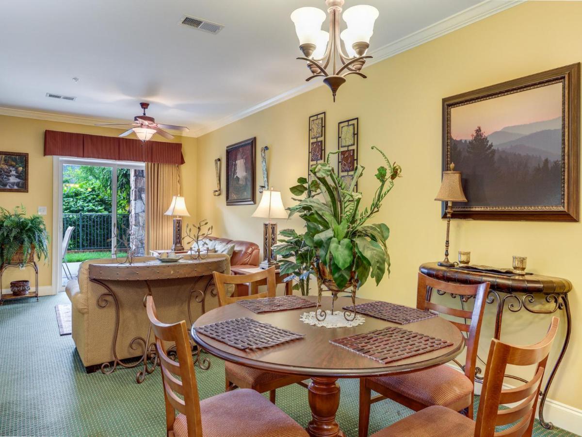 Downtown Delight, 2 Bedrooms, Pool, Hot Tub, Sleeps 6 Gatlinburg Dış mekan fotoğraf