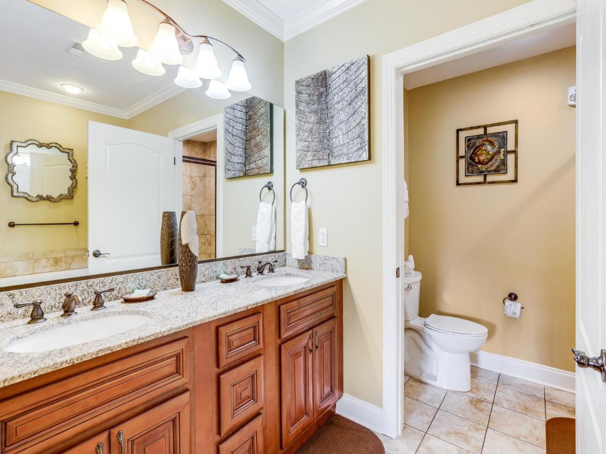 Downtown Delight, 2 Bedrooms, Pool, Hot Tub, Sleeps 6 Gatlinburg Dış mekan fotoğraf